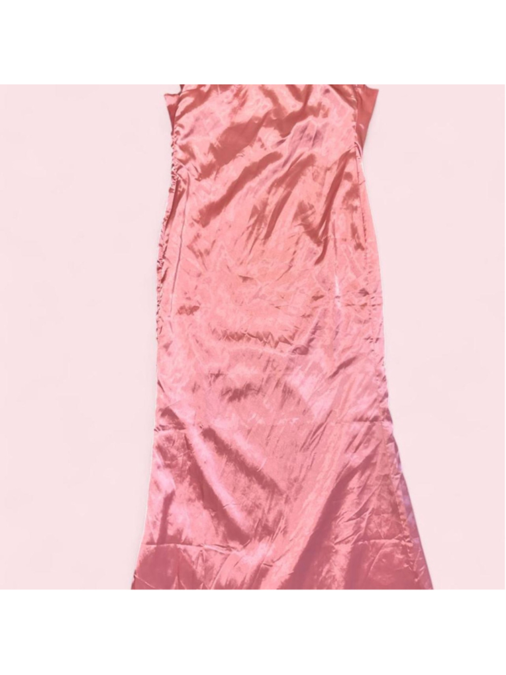 Princess Polly pink satin maxi dress in a US 10 #princesspolly #satin

Strapless